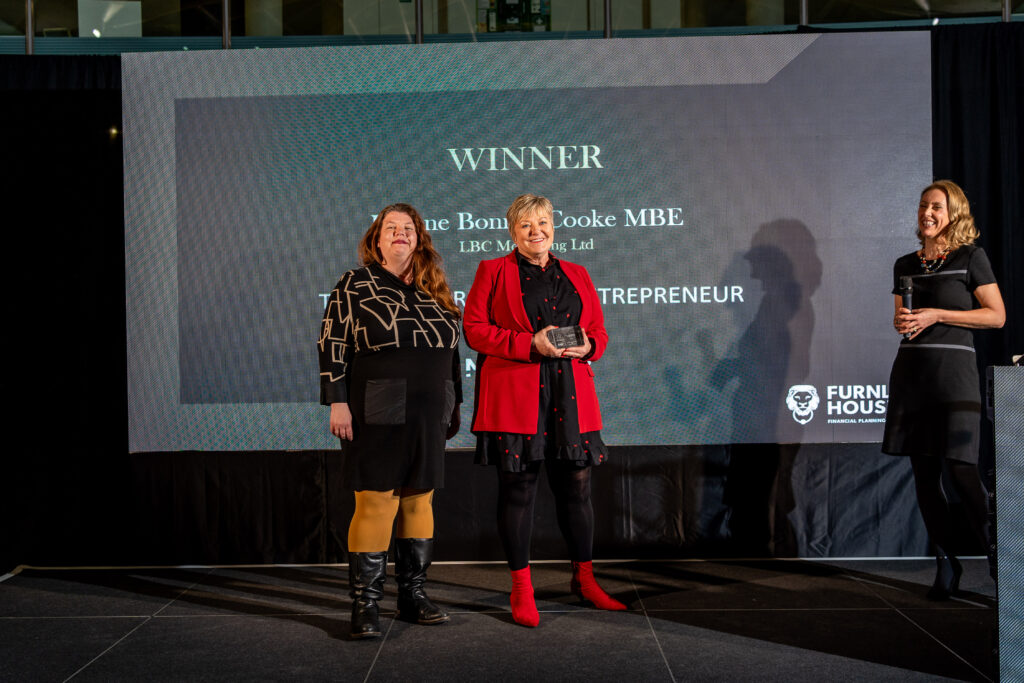 Leanne Bonner-Cooke MBE receives Real Entrepreneurs' Club award